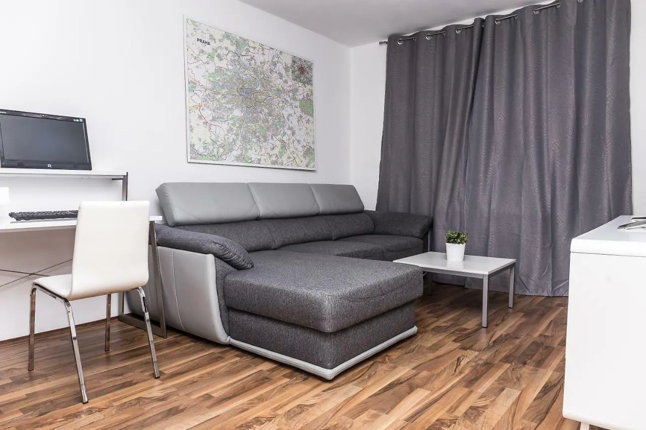 Family House With Parking Villa Praag